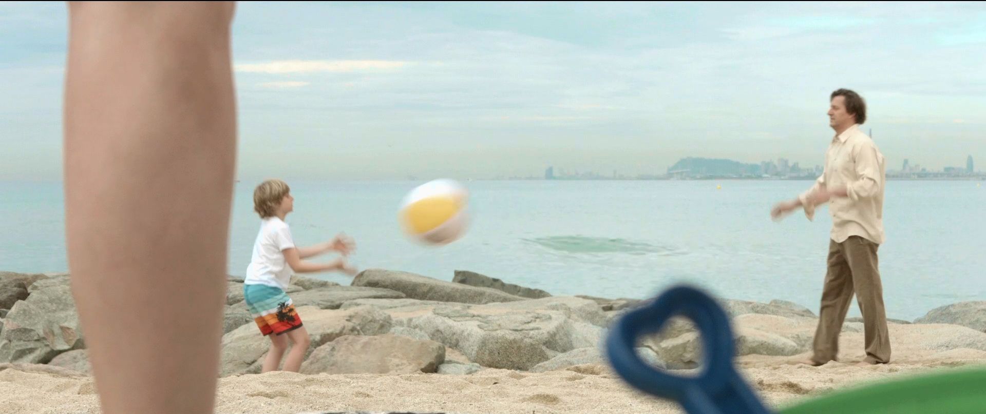 Regreso Al Mar Directed by Vanessa Batman & Cinematography by Alejandro H. Madrid